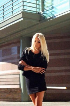 Транссексуалка Света