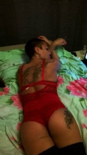 Транссексуалка Лера